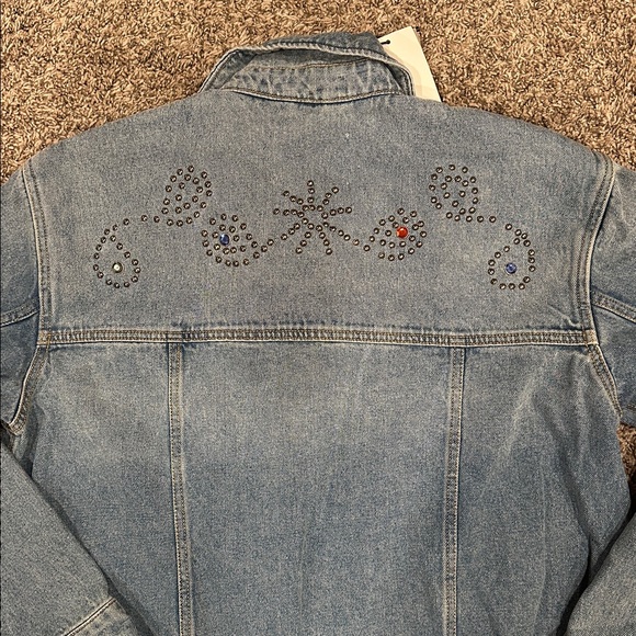 Urban Outfitters BDG Studded Relaxed Fit Denim Trucker Jacket Medium UNISEX - Picture 7 of 7